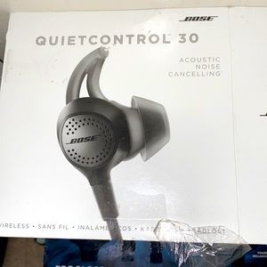 Bose noise cancelling headphones